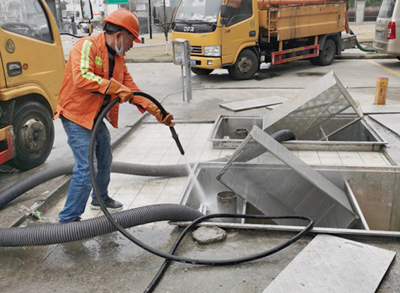 沙坡头隔油池清理